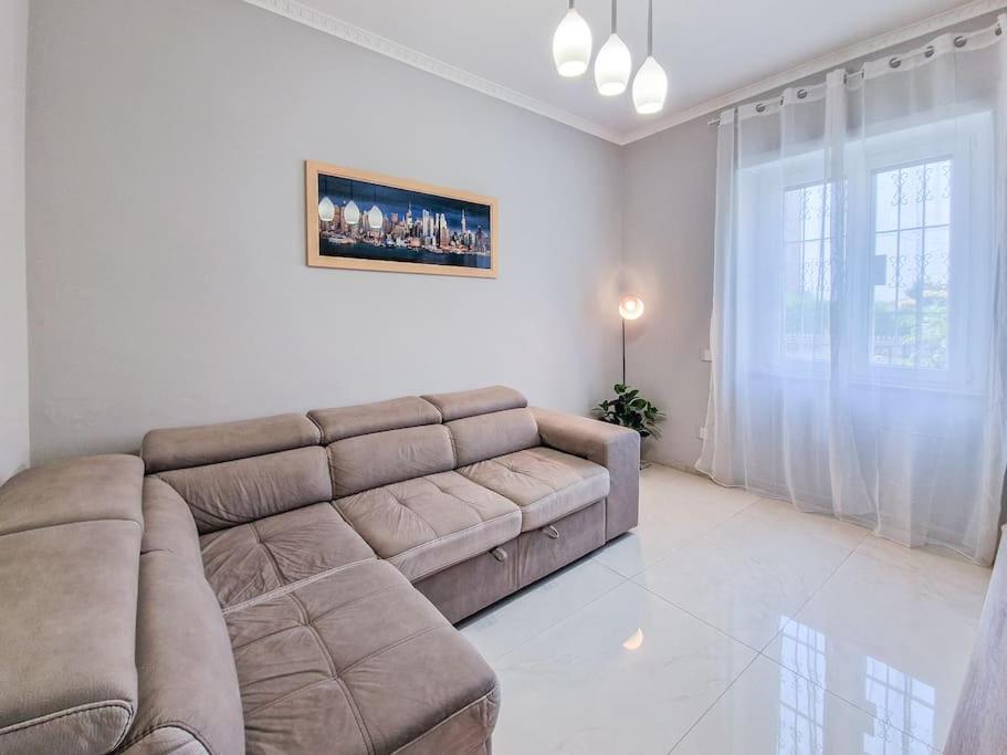 Puccio Home - Central Station เวโรนา ภายนอก รูปภาพ